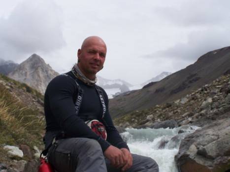 Andesgebergte - Berg riviertje