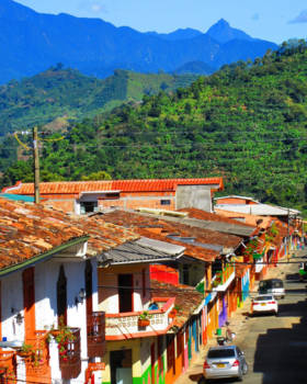 Colombia - Kleurig Jardin