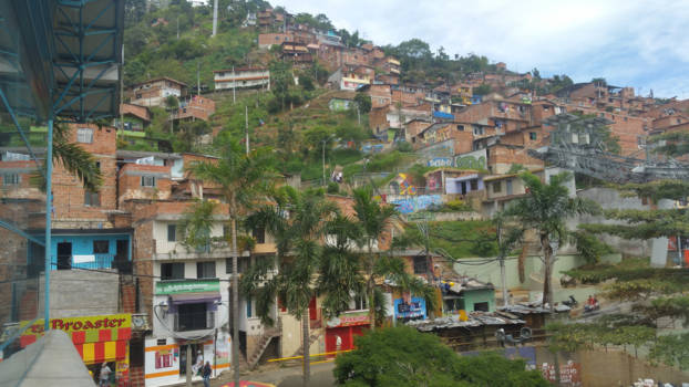 Medellín - Uitzicht over de huizen in Medellin, Colombia.