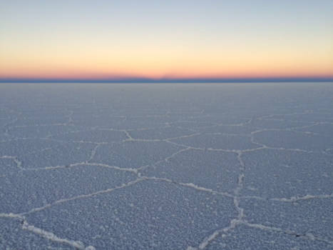 Salar de Uyuni - Endless sunset view