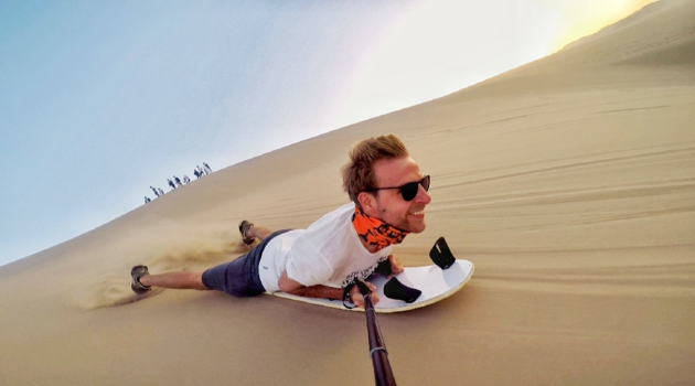 Peru - Sandboarding in Huacachina