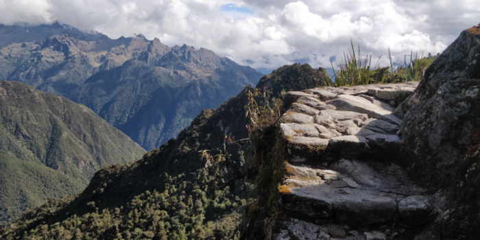 Machu Picchu - ...op het pad van de Inca's... steeds hoger en hoger!