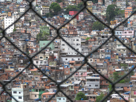 Rio de Janeiro - Gevangen in de favela van Rio