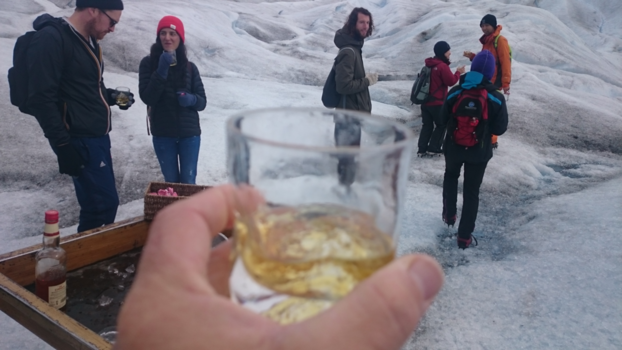 Rondreis Argentinië en Chili - Perito Moreno. Whisky on the rocks.