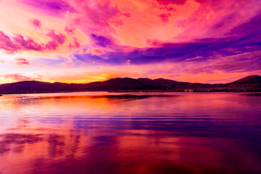 Peru - Titicacameer bij zonsopgang