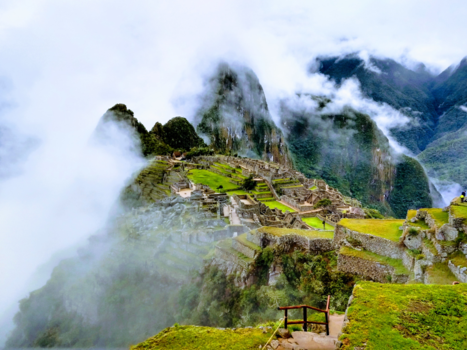 Machu Picchu - In-between 2 clouds