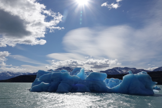 Rondreis hoogtepunten Argentinië - Waanzinnig mooie blauwe ijsbergen