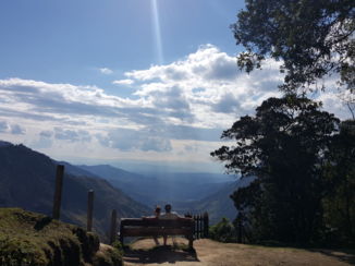 Cartagena - Stop halverwege (boven op berg ) richting valle de cocora