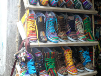 Peru - Schoenen in een Peruaans printje