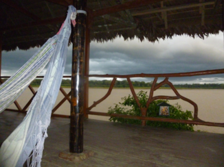 Amazonegebied - Rusten in de hangmat aan de oever van de Amazone,  Madre de Dios